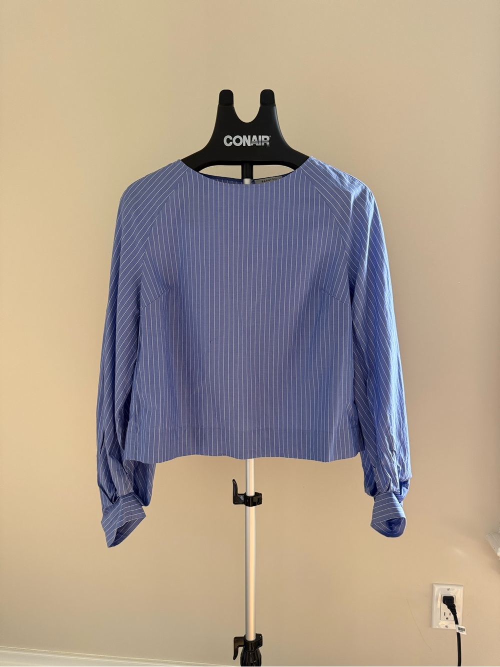 New Babaton Blue Bell Sleeve Blouse